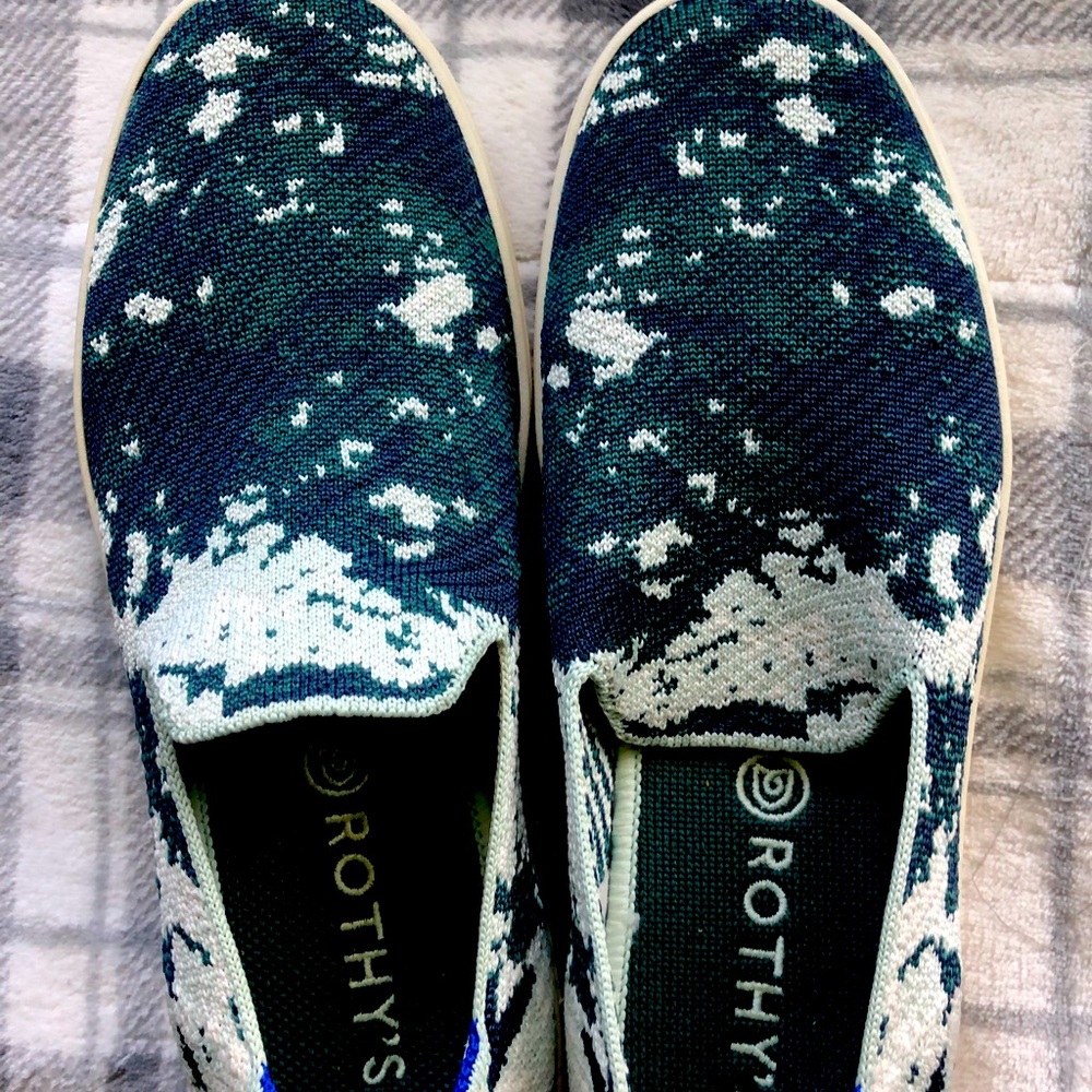 Rothy’s slip on women’s sneaker size 9